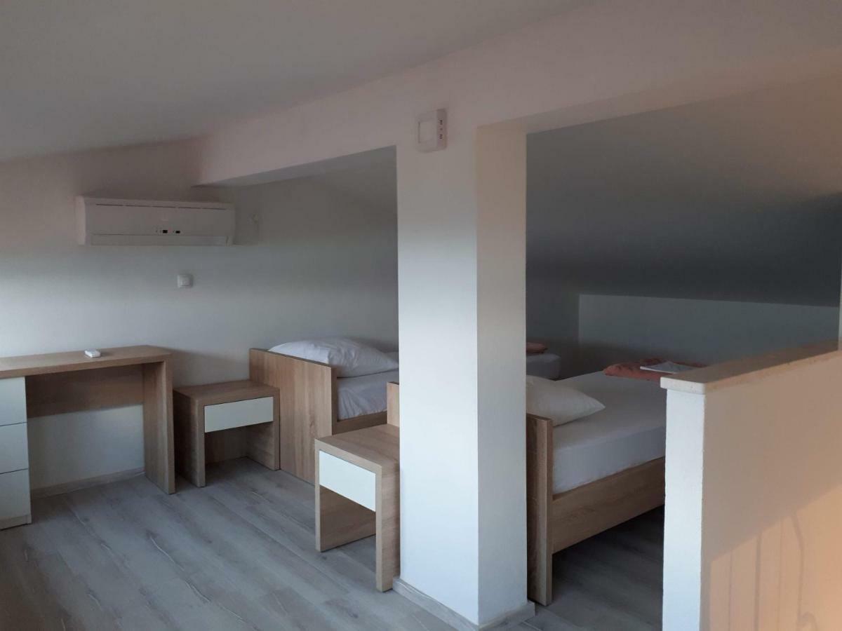 Apartmani Simic Stari Grad Kültér fotó